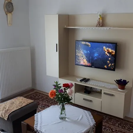 Apartman Aida 公寓